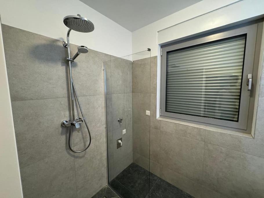 Rooftop Apartment With Balcony & Free Parking Wien Exteriör bild