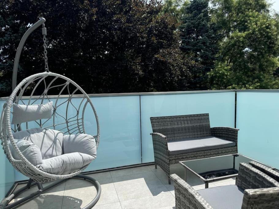 Rooftop Apartment With Balcony & Free Parking Wien Exteriör bild